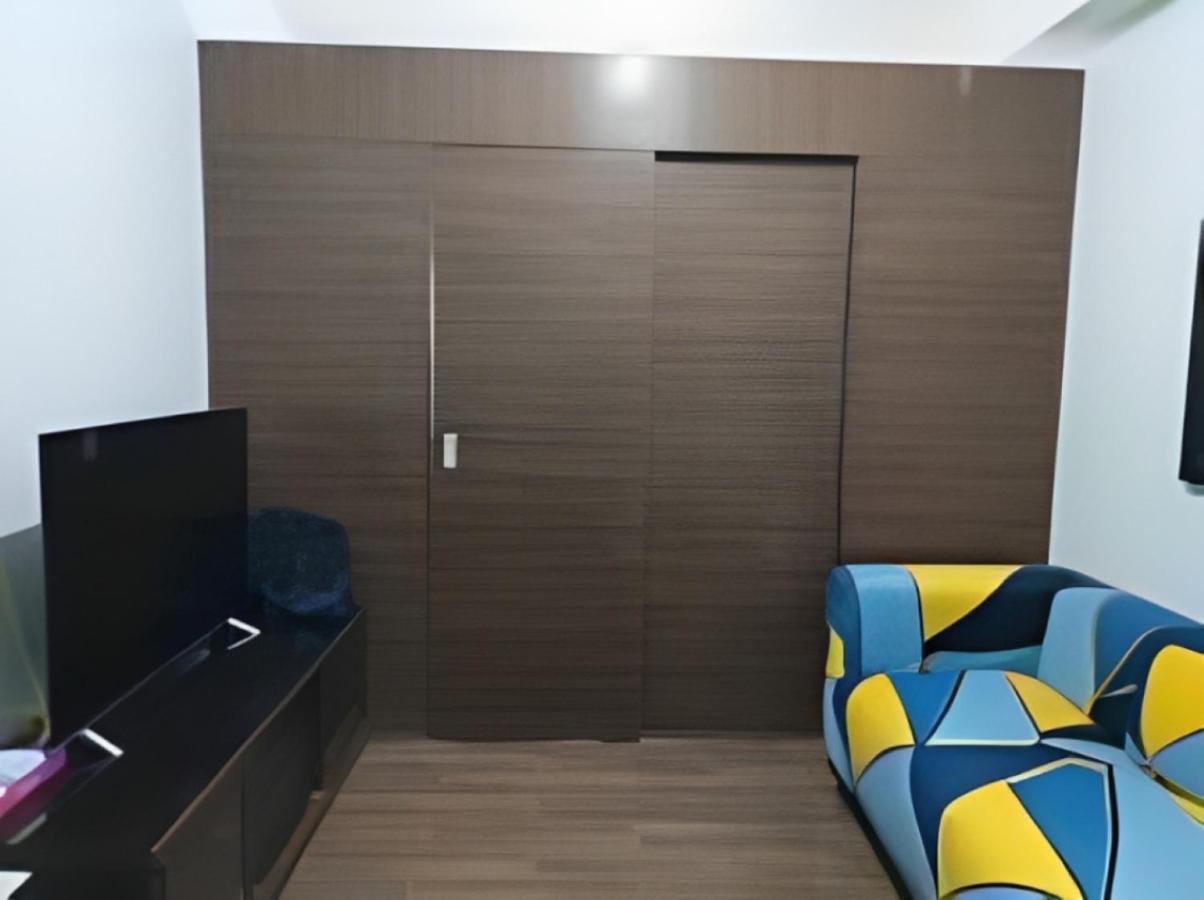 Condo In Makati City - Air Residences Apartment Manila